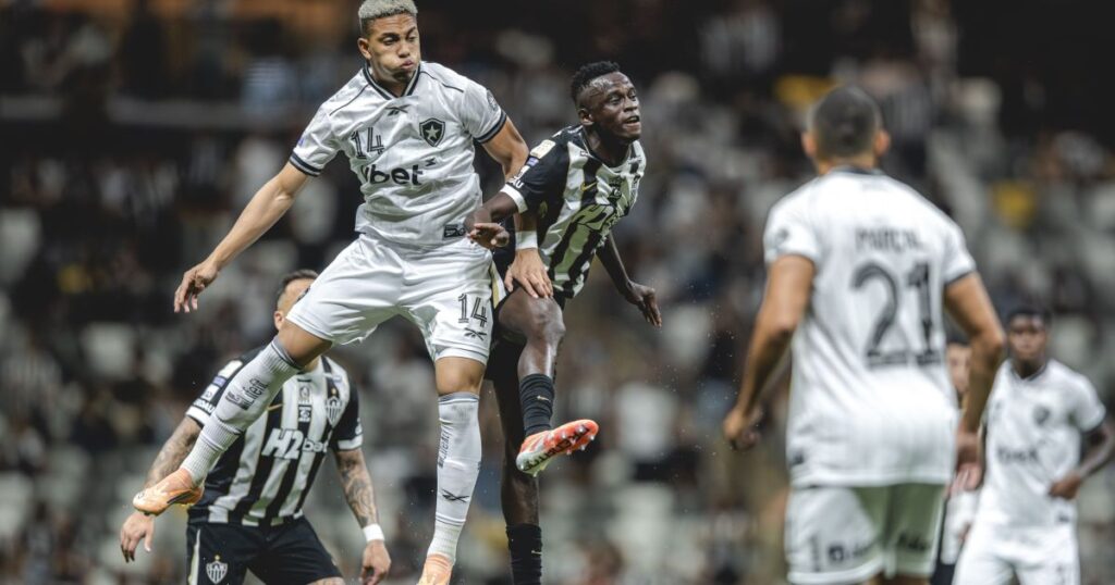 atletico-mg-vacila-no-final-e-cede-empate-ao-botafogo-nos-acrescimos