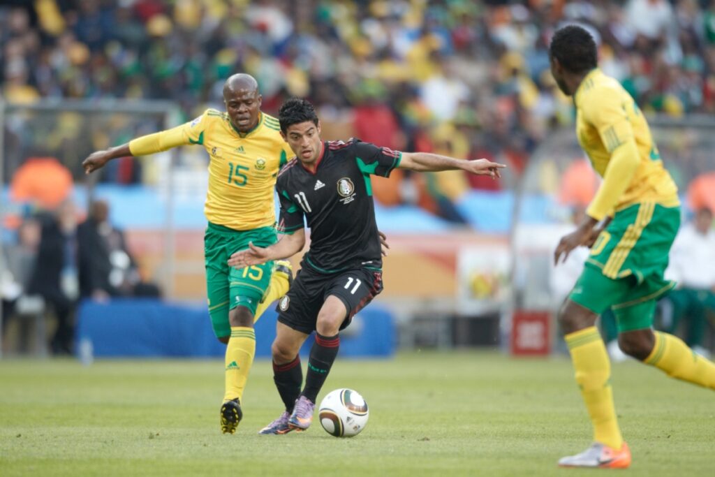 copa:-apos-16-anos,-mexico-e-africa-do-sul-se-reencontram-na-abertura
