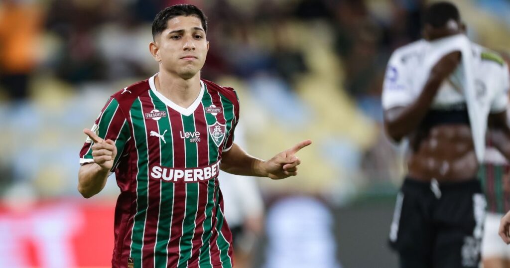 fluminense-vence-operario-pr-e-avanca-as-oitavas-de-final-da-copa-do-brasil