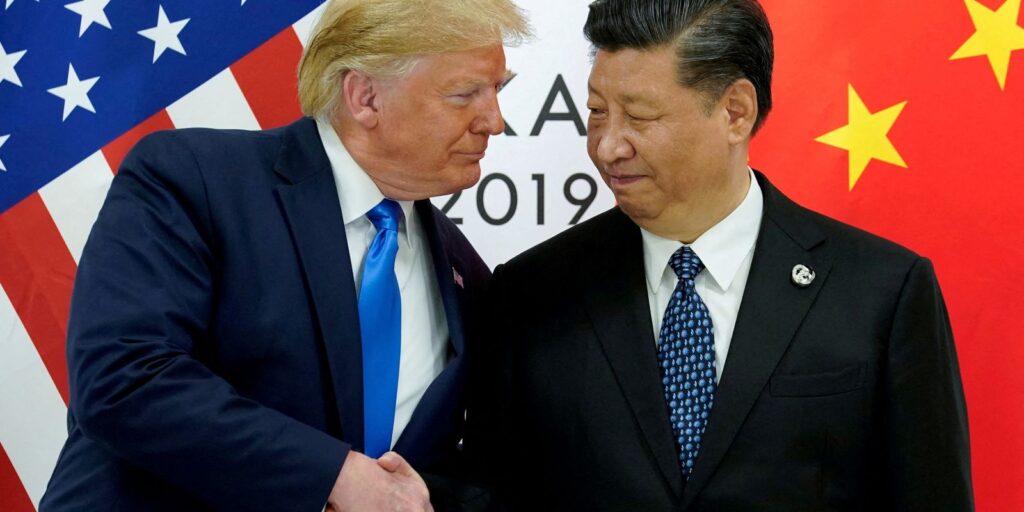 donald-trump-desembarca-na-china-para-encontro-com-xi-jinping