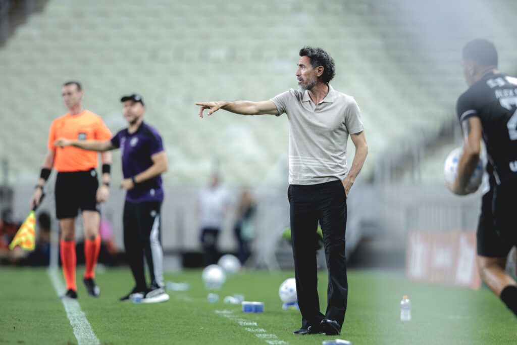 “nao-fizemos-um-bom-jogo”,-admite-tecnico-do-atletico-mg-apos-penaltis