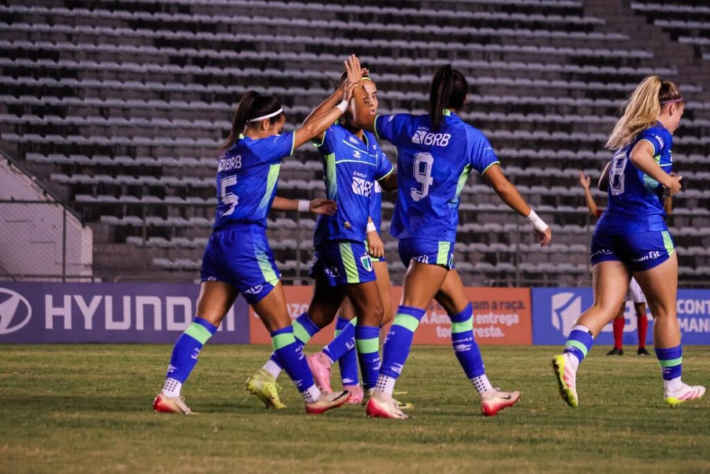 com-classicos,-sorteio-define-3a-fase-da-copa-do-brasil-feminina