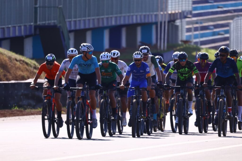 prova-de-ciclismo-encerra-o-metropoles-endurance-ciclismo-neste-domingo