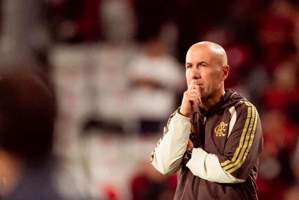 “pressionamos-pouco-na-1a-etapa”,-diz-jardim-apos-empate-do-flamengo