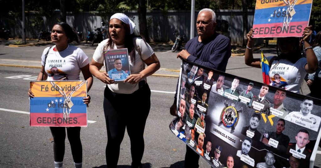 venezuela-anuncia-libertacao-de-300-presos-nesta-semana