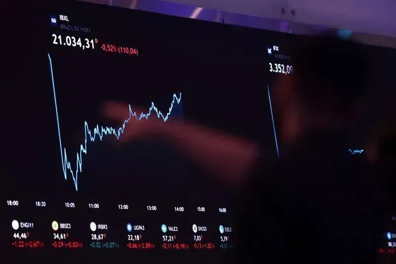 estrangeiros-retiram-quase-r$-10-bi-da-bolsa-diante-de-guerra-e-inflacao