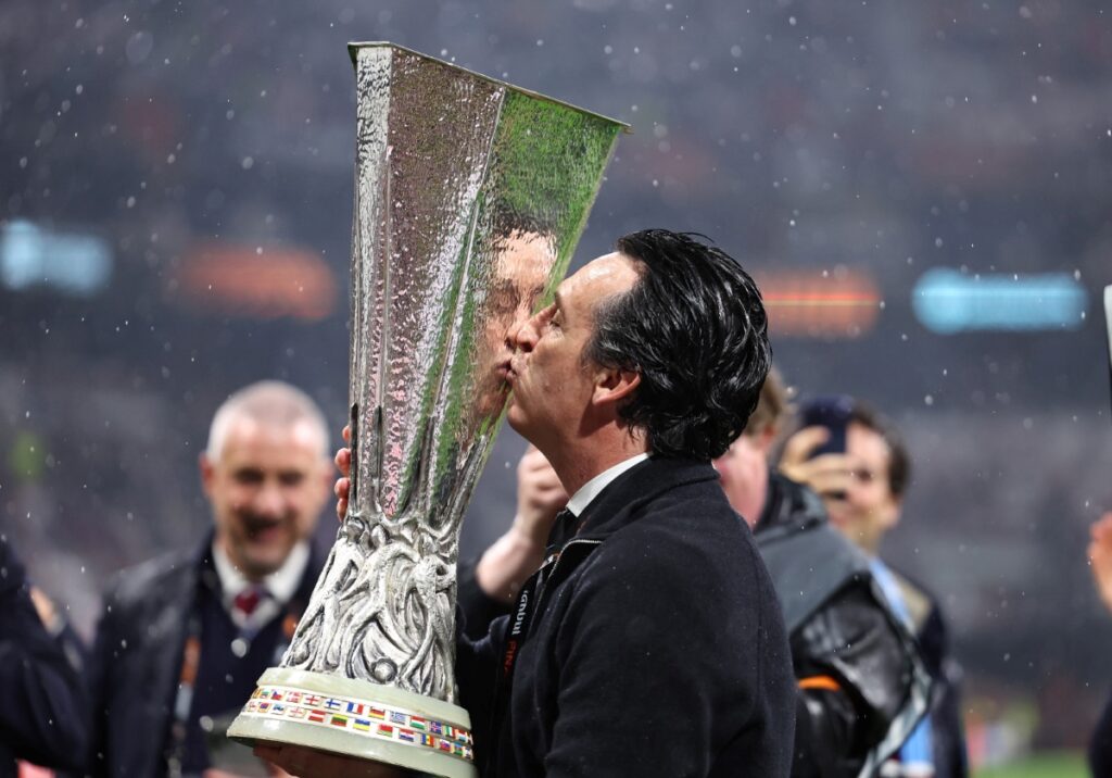 tecnico-do-aston-villa-conquista-quinto-titulo-da-liga-europa