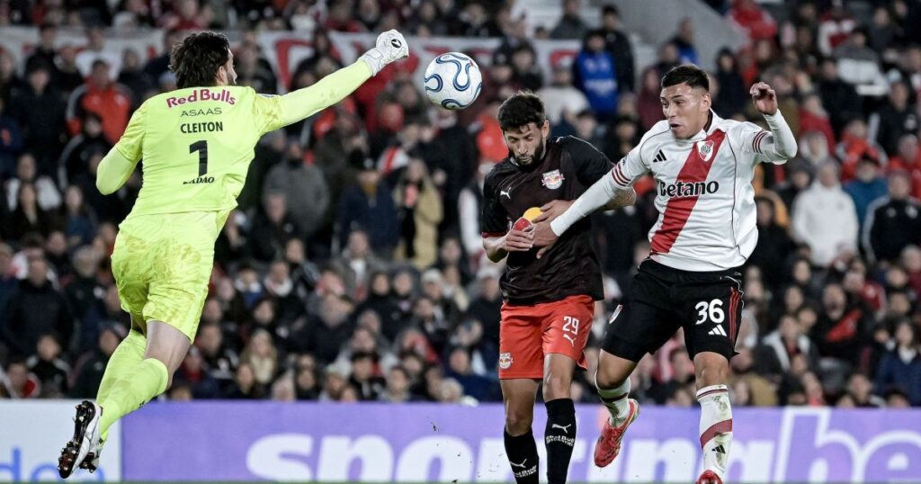 cleiton-falha,-e-river-arranca-empate-contra-o-bragantino-na-sul-americana