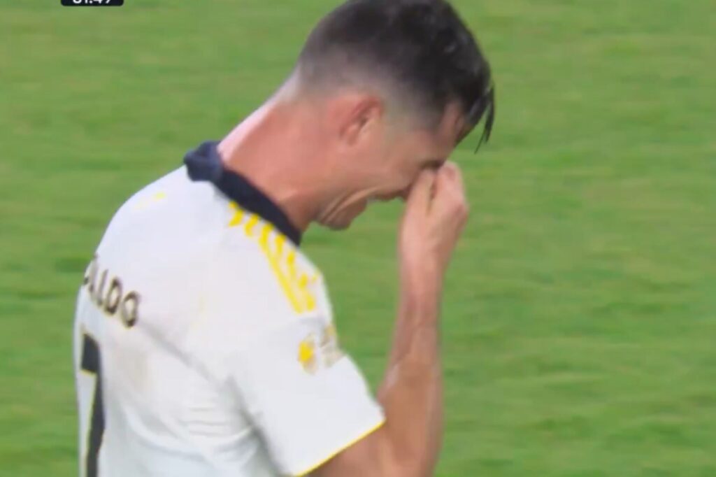 cristiano-ronaldo-chora-ao-marcar-gol-do-titulo-saudita-pelo-al-nassr.-veja-video