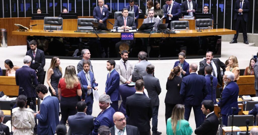 waack:-congresso-adere-ao-feirao-de-bondades-eleitorais