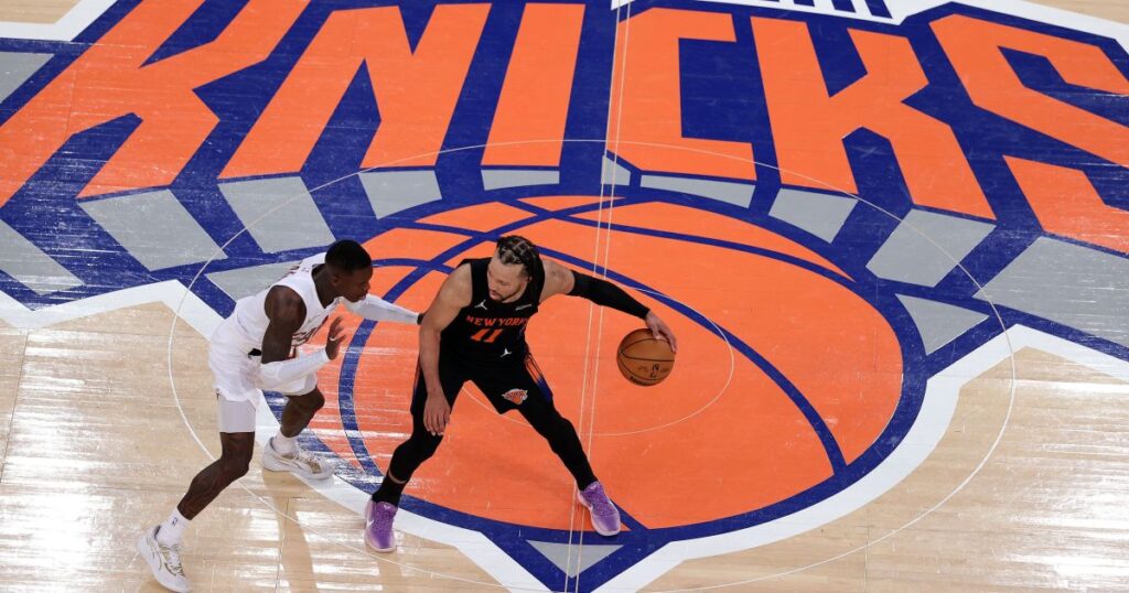 nba:-embalado,-knicks-vencem-cavaliers-e-abrem-2-a-0-na-final-do-leste