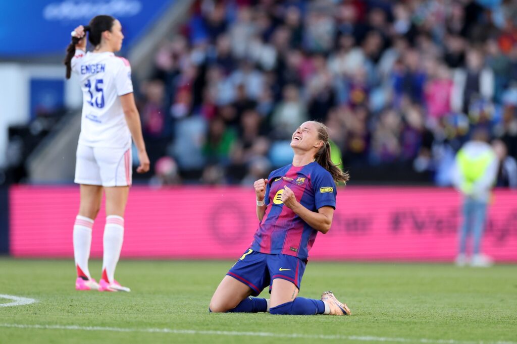 barcelona-atropela-lyon-e-conquista-o-tetra-da-champions-feminina