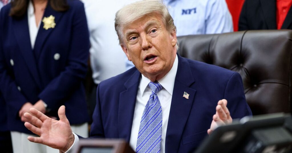 analise:-segundo-mandato-de-trump-se-resume-cada-vez-mais-a-ele-mesmo