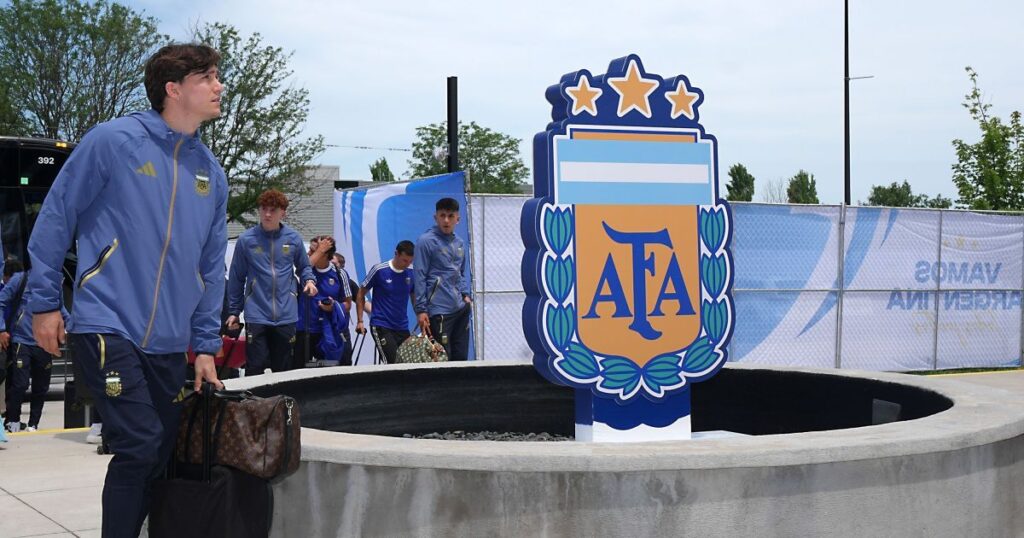 copa-do-mundo:-argentina-perde-zagueiro-por-lesao-muscular