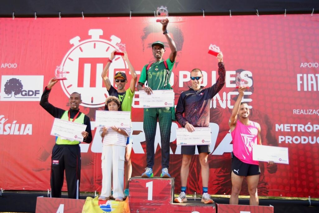 metropoles-endurance-–-corrida:-veja-os-vencedores-da-prova-dos-10-km