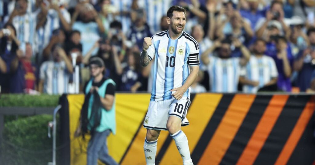 em-199o-jogo-de-messi,-argentina-vence-islandia-no-ultimo-amistoso-pre-copa