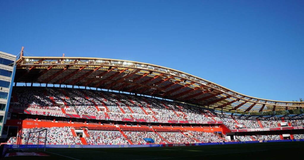 torcedor-de-portugal-morre-no-estadio-antes-de-amistoso-contra-a-nigeria