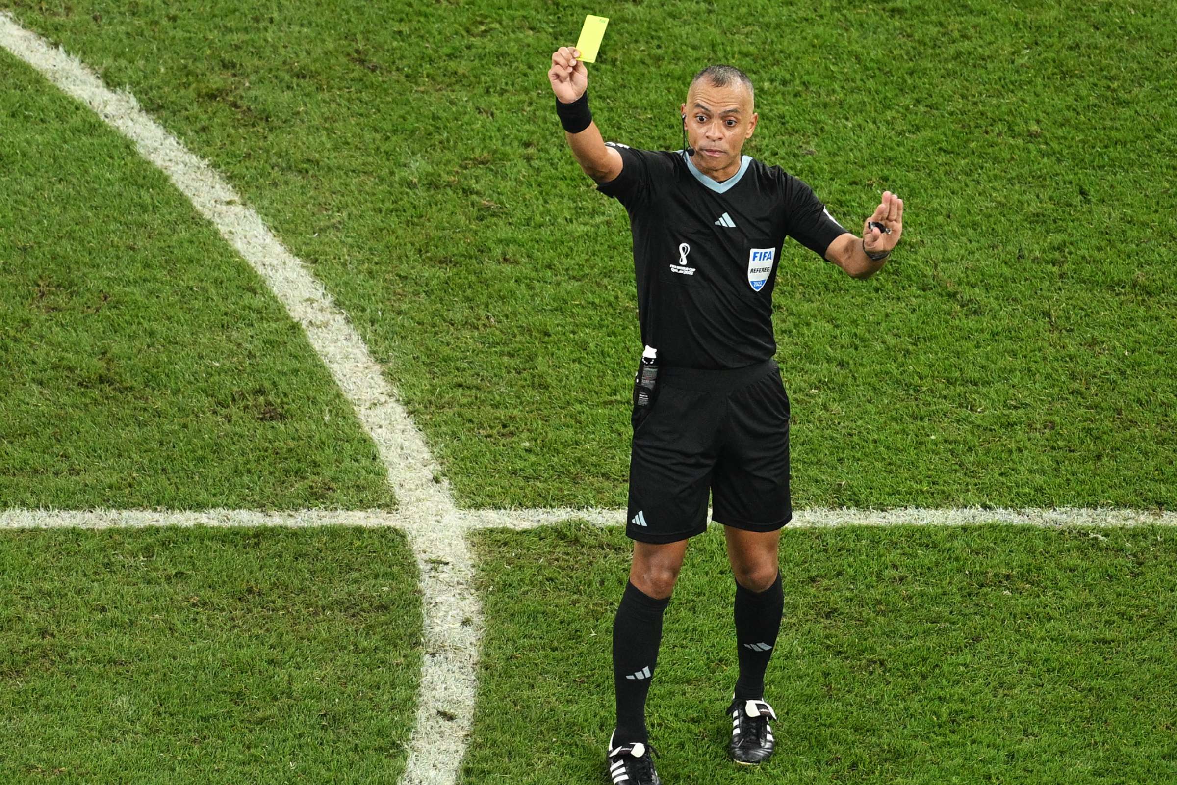 fifa-muda-regra-dos-cartoes-amarelos-na-copa-do-mundo.-veja-novidades