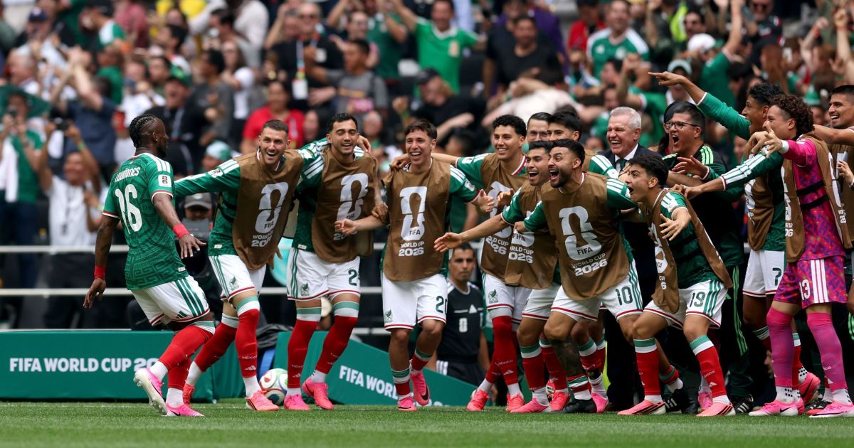 julian-quinones,-do-mexico,-marca-primeiro-gol-da-copa-do-mundo-2026