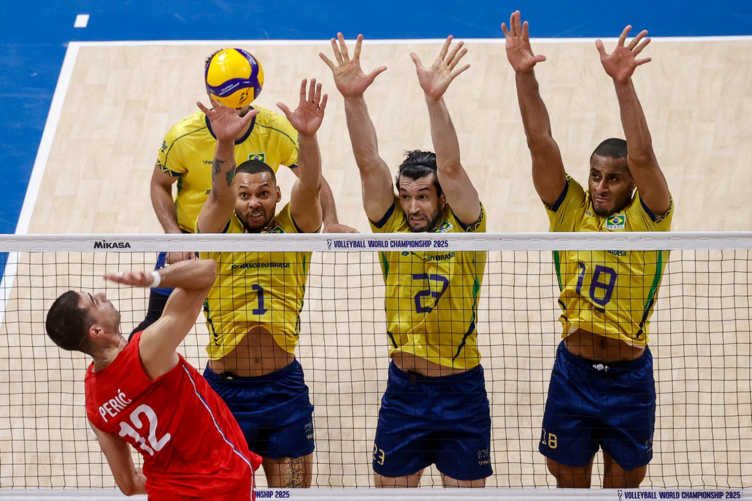 volei:-brasil-reencontra-a-servia-apos-eliminacao-no-mundial
