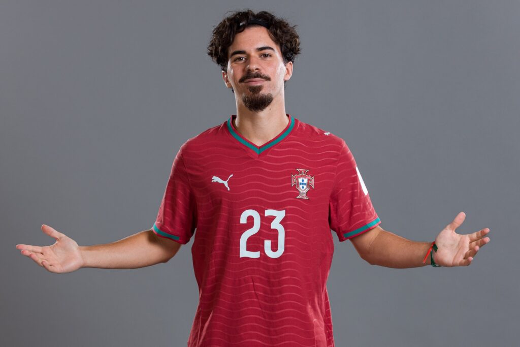 vitinha-afasta-rotulo-de-favoritismo-de-portugal-na-copa-do-mundo