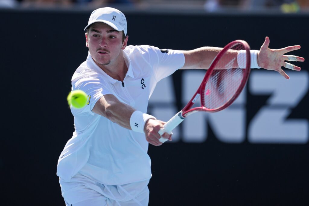 joao-fonseca-estreia-no-atp-500-de-halle;-veja-horario-e-onde-assistir