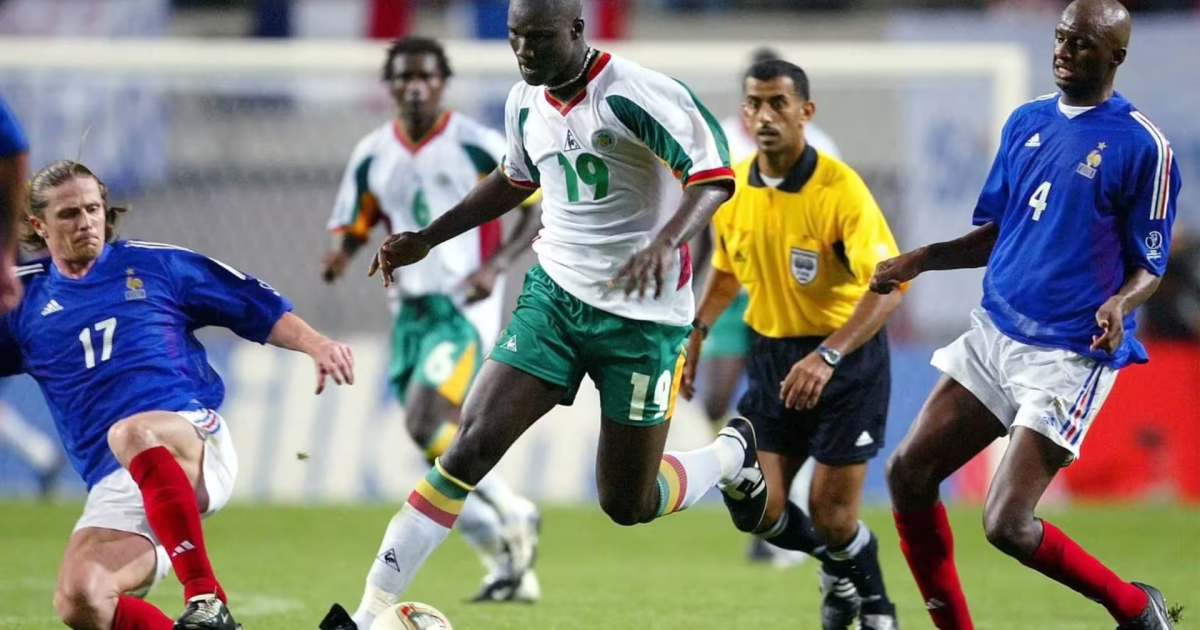 franca-x-senegal:-relembre-a-zebra-que-chocou-a-copa-do-mundo-de-2002