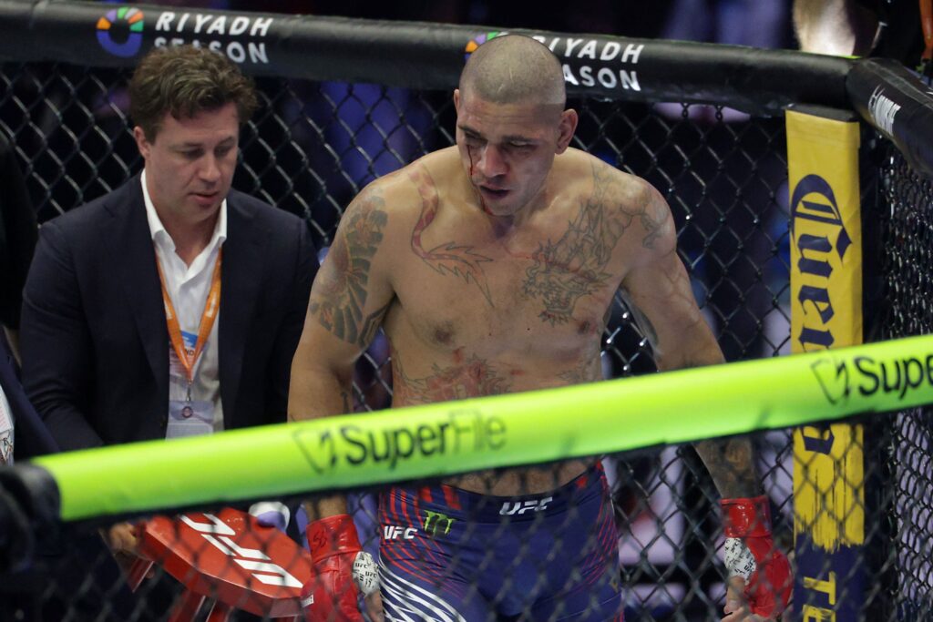 ufc:-apos-derrota,-poatan-acusa-gane-de-golpes-ilegais-e-pede-revanche