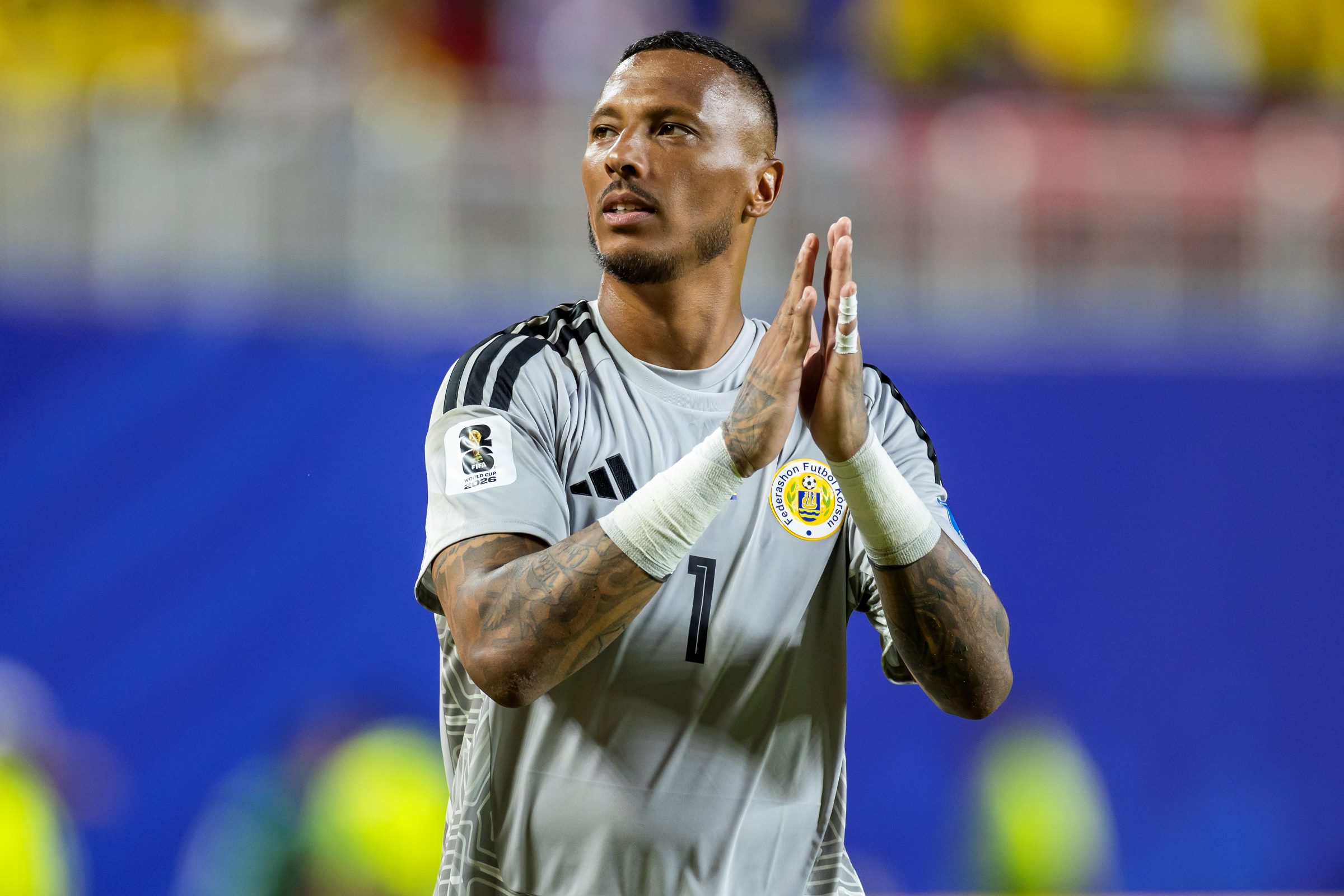 curacao-se-torna-o-menor-pais-do-mundo-a-pontuar-em-copas-do-mundo