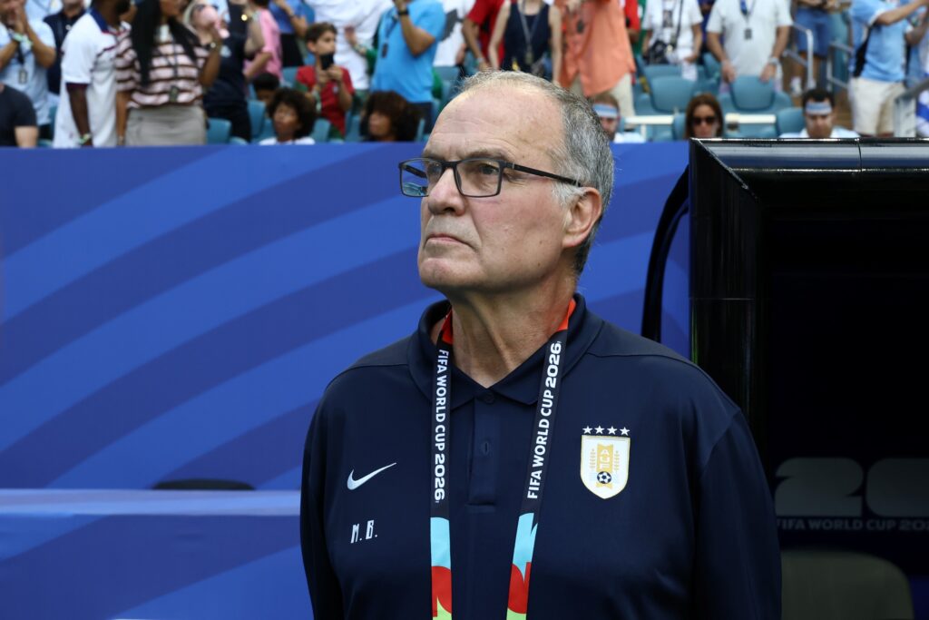 copa-do-mundo:-bielsa-descarta-retorno-de-arrascaeta-contra-a-espanha