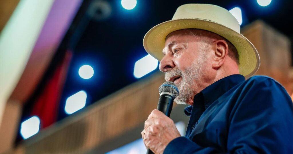 lula-acelera-pre-campanha,-faz-um-anuncio-por-dia-e-visita-estados-a-cada-4