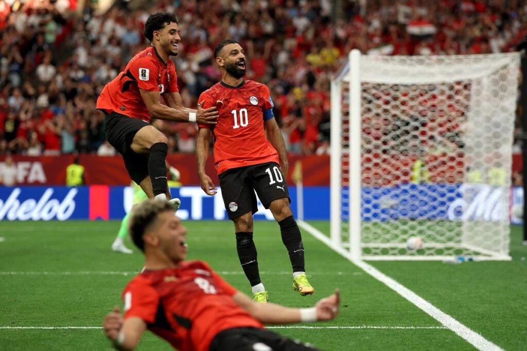 egito-comemora-primeira-vitoria-em-copas-nas-ruas-de-vancouver;-veja