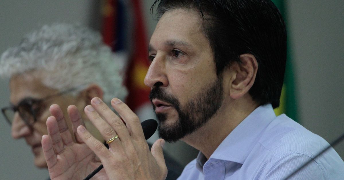 flavio-bolsonaro-aposta-em-nunes-por-votos-da-periferia-de-sao-paulo