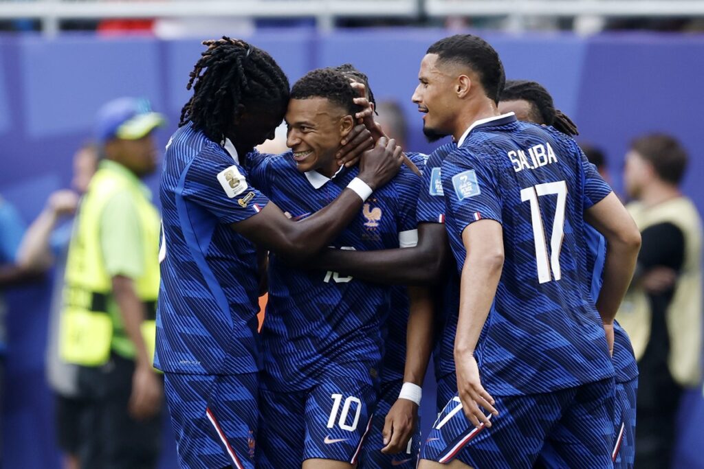 na-caca-de-messi,-mbappe-iguala-com-ronaldo-na-artilharia-das-copas