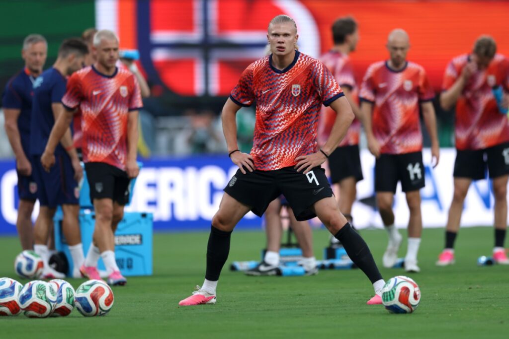 copa-do-mundo:-noruega-e-senegal-duelam-pelo-grupo-i;-siga-ao-vivo