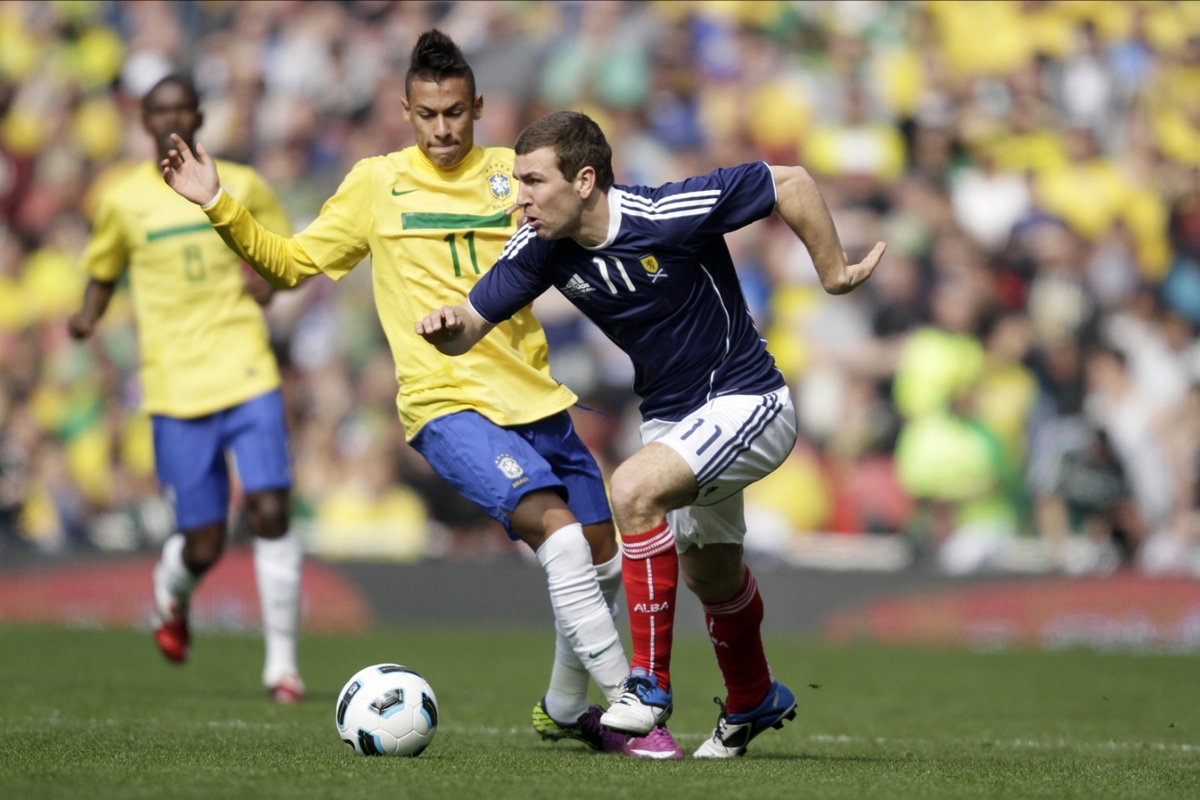 ultimo-jogo-entre-brasil-e-escocia-teve-dois-gols-de-neymar;-relembre