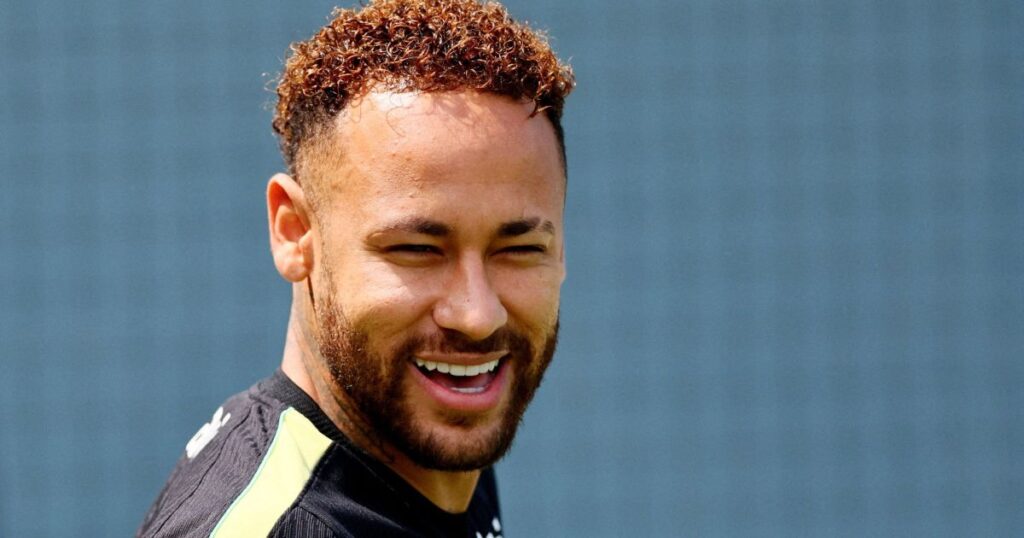 neymar-divide-opinioes,-mas-maioria-da-torcida-prefere-retorno-gradual