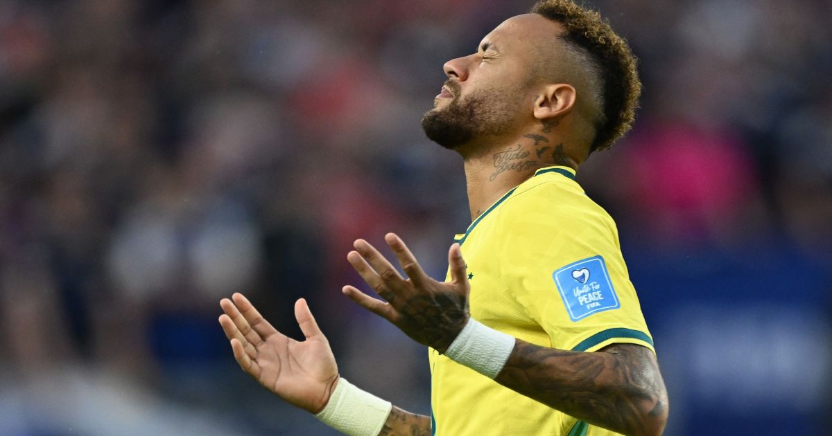 neymar-se-emociona-apos-retorno-a-selecao:-“derramei-lagrimas”