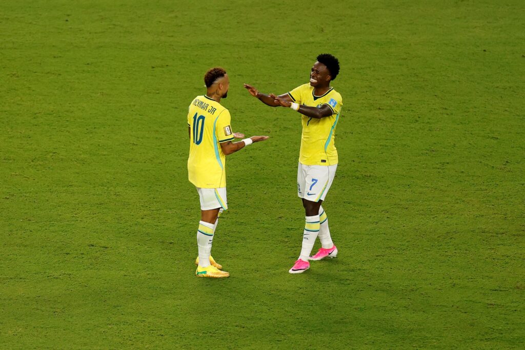 “em-copas,-neymar-jamais-jogou-o-que-vini-jr.-esta-jogando”,-crava-piperno
