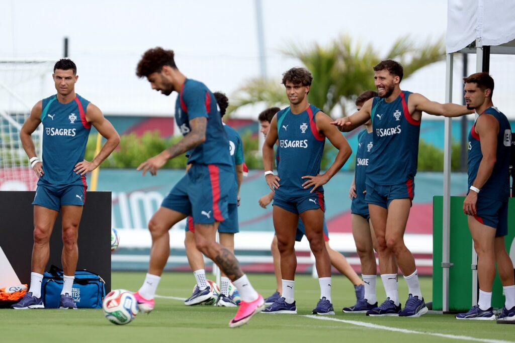 aviso-de-tempestade-em-miami-interrompe-treino-da-selecao-de-portugal