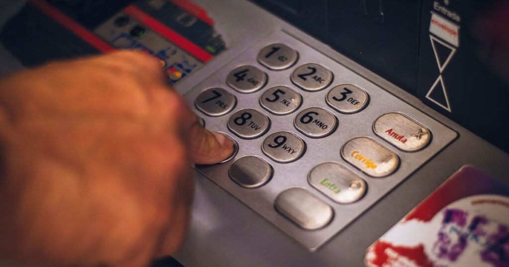 volume-de-transacoes-bancarias-cresceu-11%-em-2025,-diz-febraban