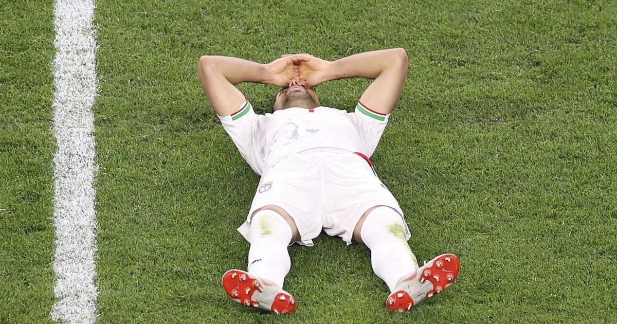em-participacao-dramatica,-ira-e-ultimo-eliminado-da-fase-de-grupos-da-copa