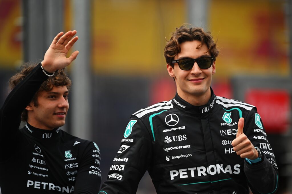 formula-1:-ferrari-desafia-dupla-da-mercedes-no-calor-da-austria