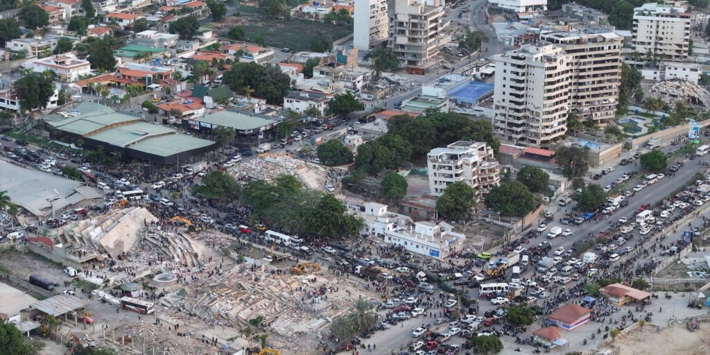 resgates-emocionam-apos-terremotos-na-venezuela