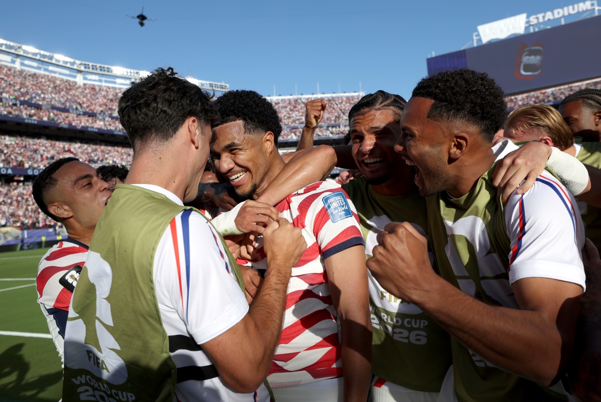 com-classificacao-dos-eua,-todos-paises-sede-da-copa-estao-nas-oitavas
