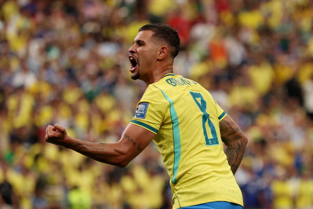 lider-em-assistencias-do-brasil,-bruno-guimaraes-e-destaque-na-copa
