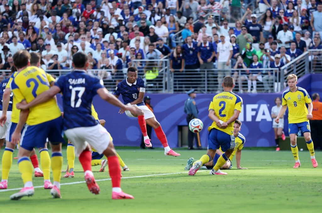 com-mbappe-e-hakimi-em-campo,-oitavas-da-copa-comecam-neste-sabado