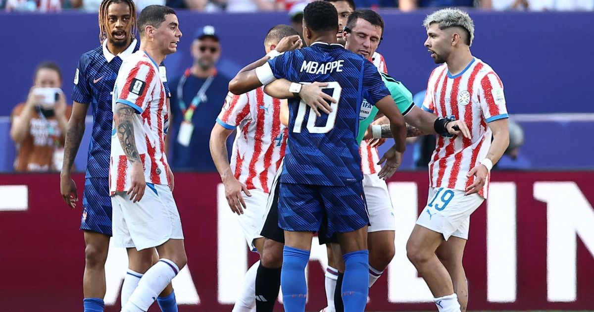 jornal-frances-detona-atuacao-do-arbitro-contra-o-paraguai:-“catastrofico”