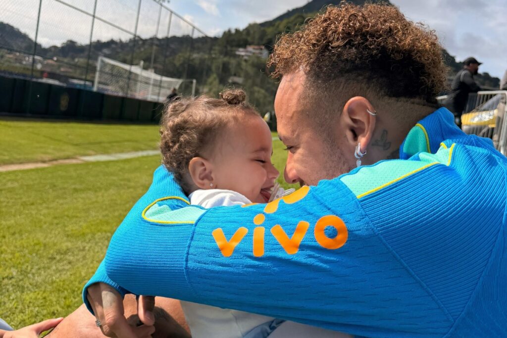 em-meio-a-copa,-neymar-celebra-aniversario-de-1-ano-da-filha-mel