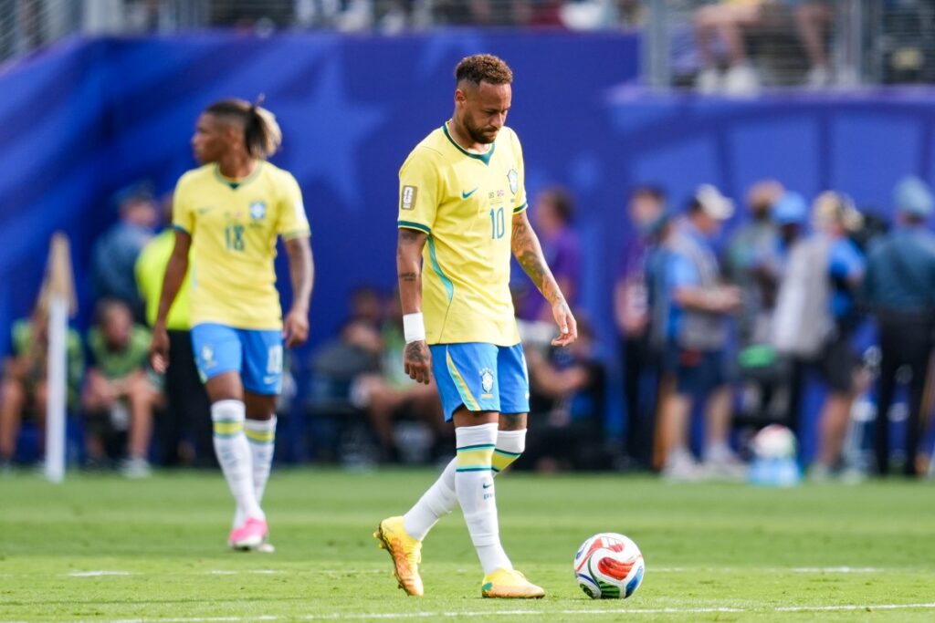 apos-eliminacao,-neymar-indica-aposentadoria-da-selecao-brasileira